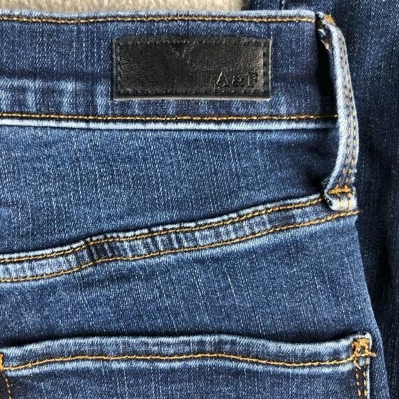 Abercrombie & Fitch Ultra High Rise Super Skinny Dark Wash Jeans - Picture 7 of 10
